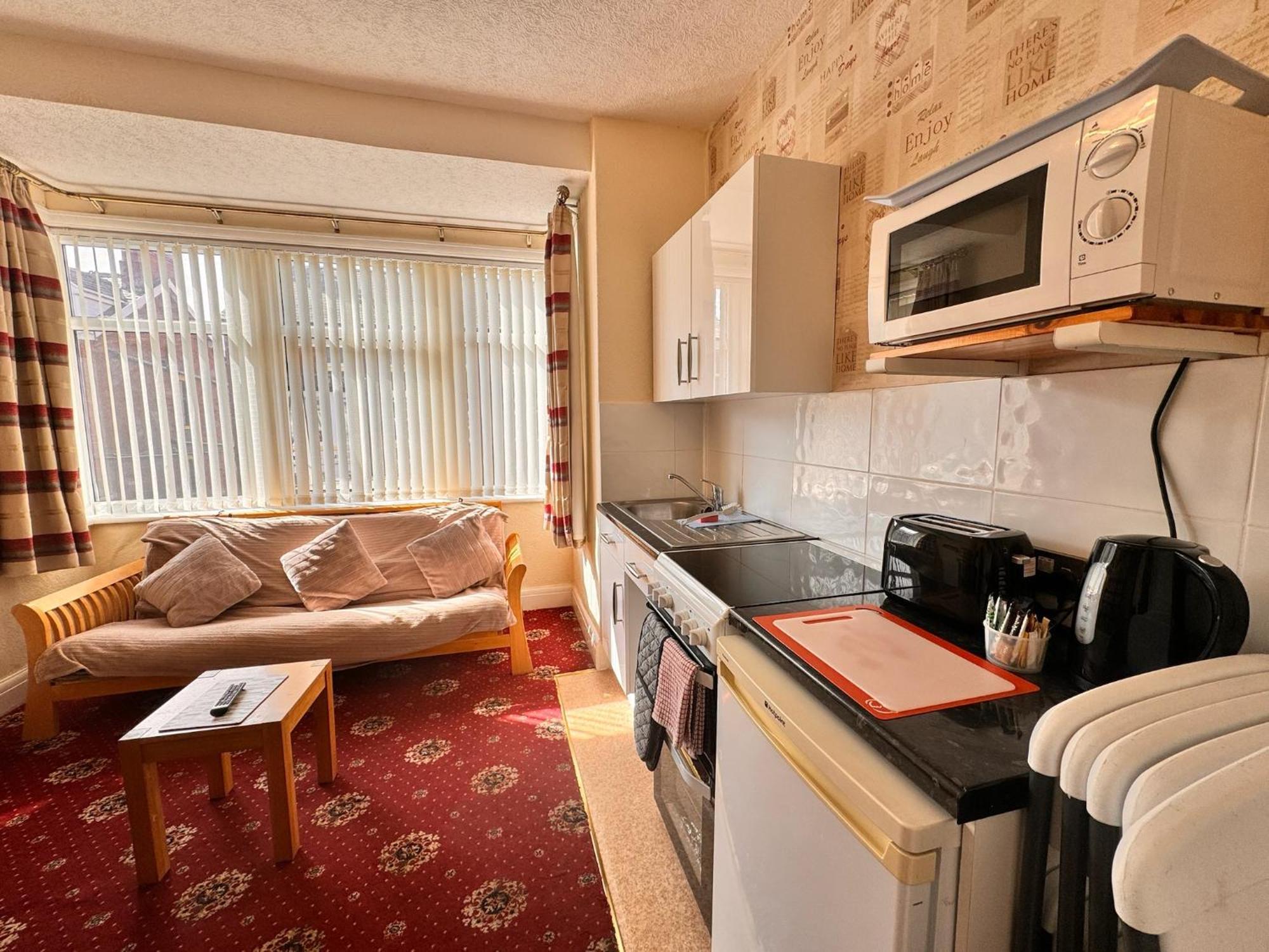 Fairhaven Holiday Flats Blackpool Exterior photo